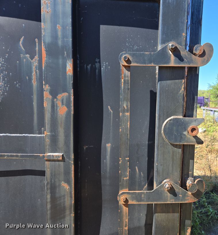 image for item EE7776 Roll-off container 