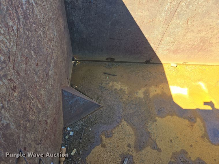 image for item EE7777 Roll-off container 