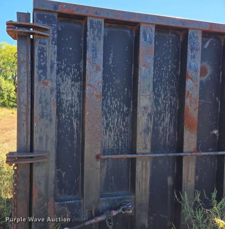 image for item EE7777 Roll-off container 