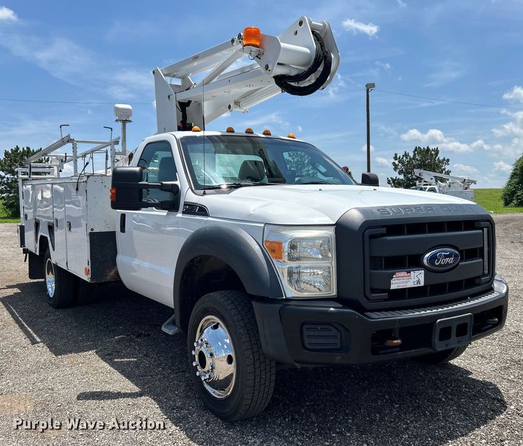image for item EG0782 2014 Ford F450 Super Duty  bucket truck