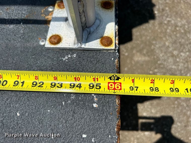 image for item EG0782 2014 Ford F450 Super Duty  bucket truck