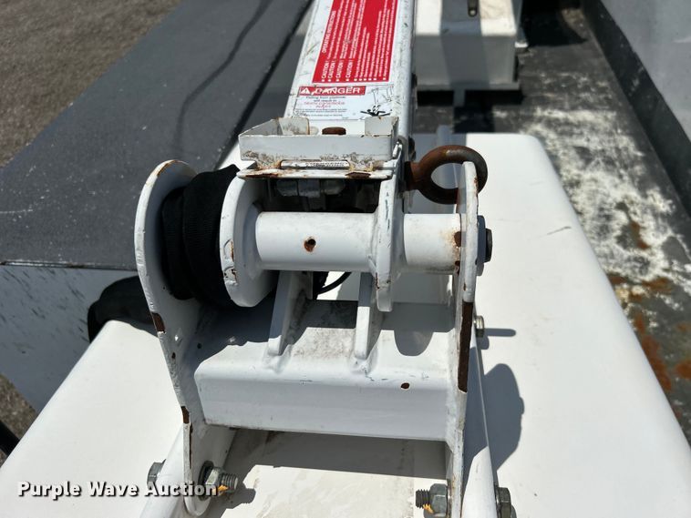 image for item EG0782 2014 Ford F450 Super Duty  bucket truck