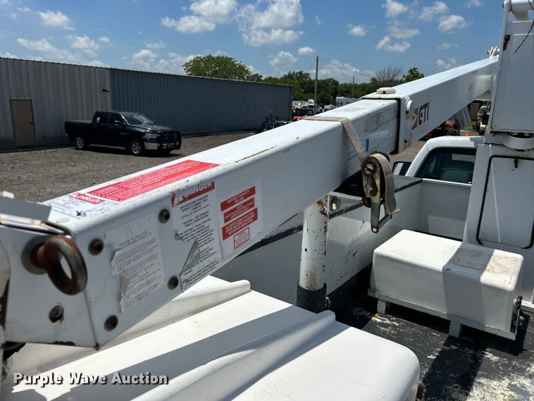 image for item EG0782 2014 Ford F450 Super Duty  bucket truck