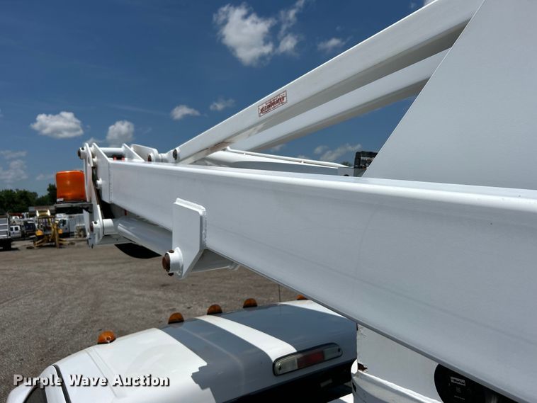 image for item EG0782 2014 Ford F450 Super Duty  bucket truck