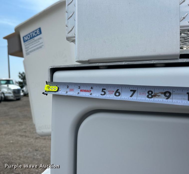 image for item EG0974 2012 Ford F450 Super Duty bucket truck