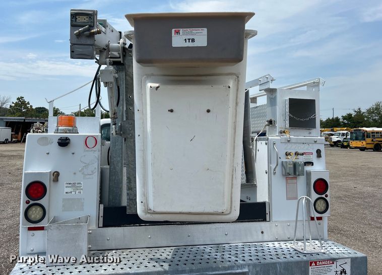 image for item EG0974 2012 Ford F450 Super Duty bucket truck