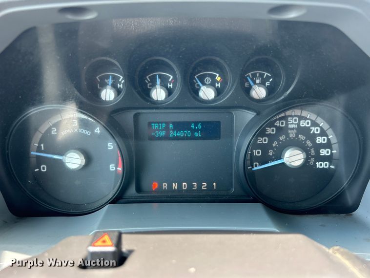 image for item EG0974 2012 Ford F450 Super Duty bucket truck