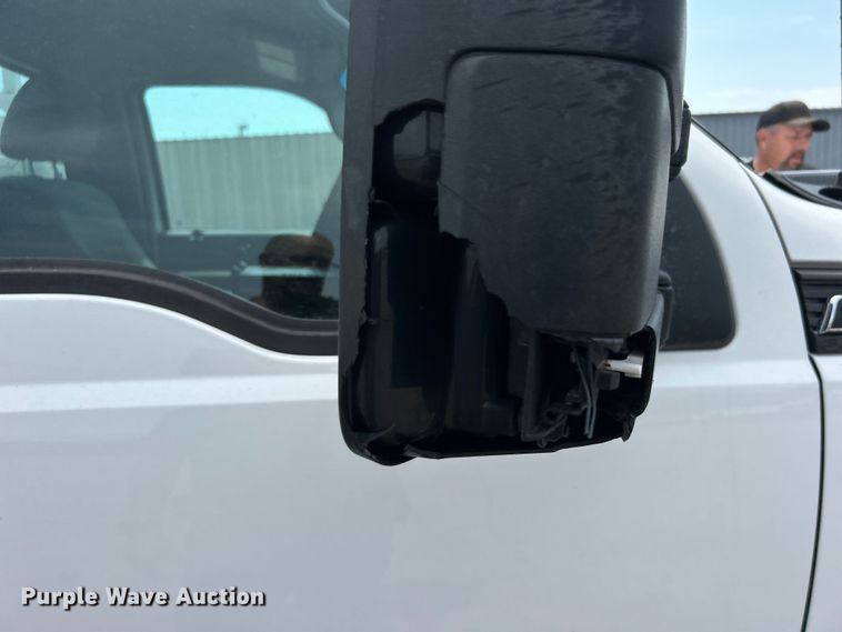 image for item EG0974 2012 Ford F450 Super Duty bucket truck