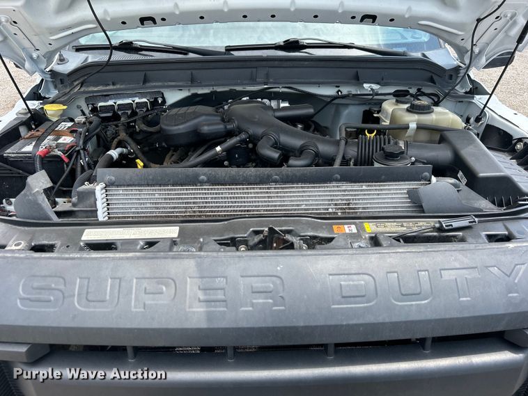 image for item EG0974 2012 Ford F450 Super Duty bucket truck