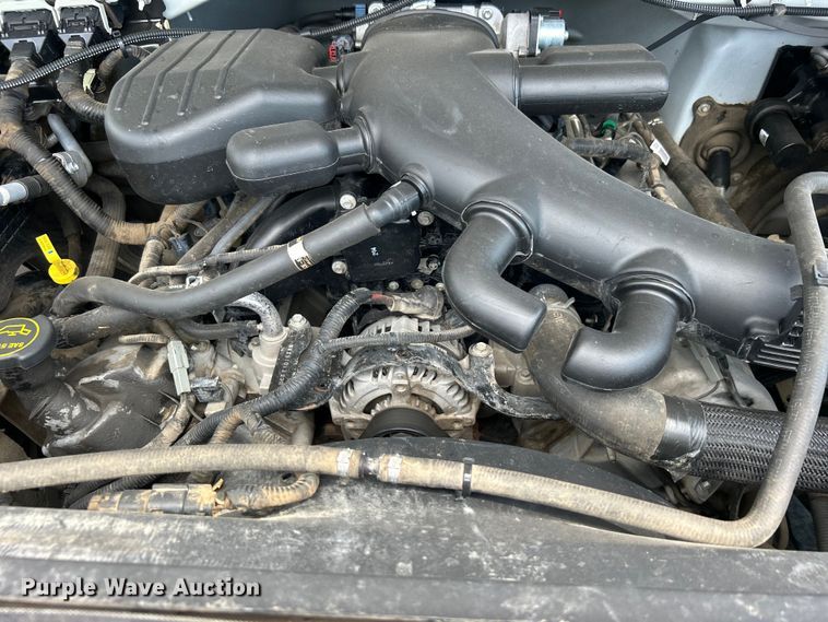 image for item EG0974 2012 Ford F450 Super Duty bucket truck