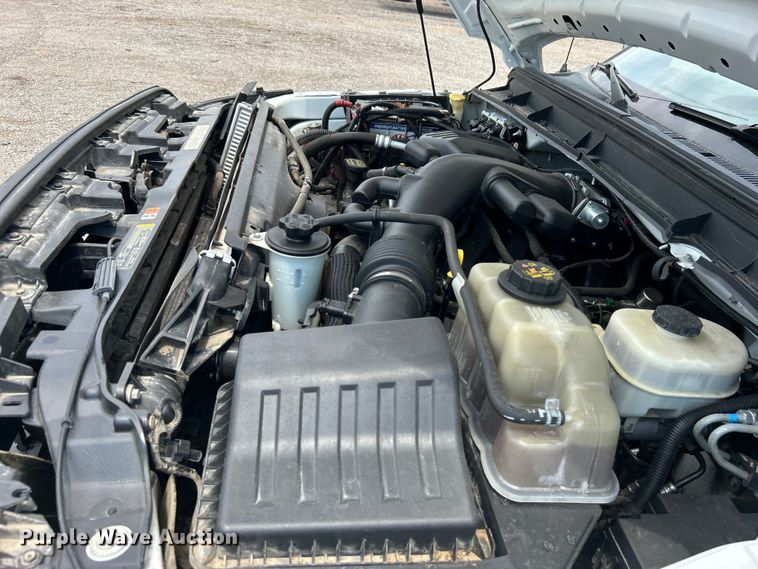 image for item EG0974 2012 Ford F450 Super Duty bucket truck