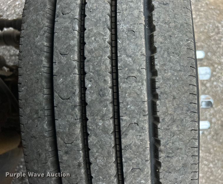 image for item EG0974 2012 Ford F450 Super Duty bucket truck