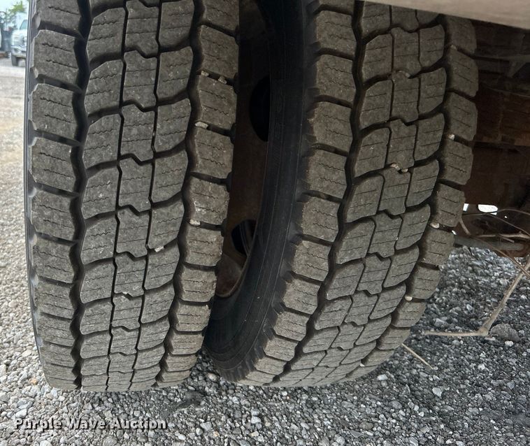 image for item EG0974 2012 Ford F450 Super Duty bucket truck