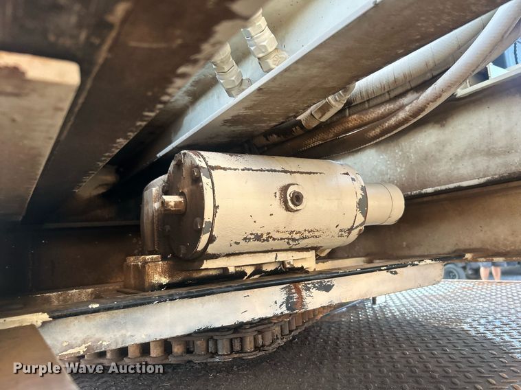 image for item EG1015 2007 Sterling Acterra pressure digger truck