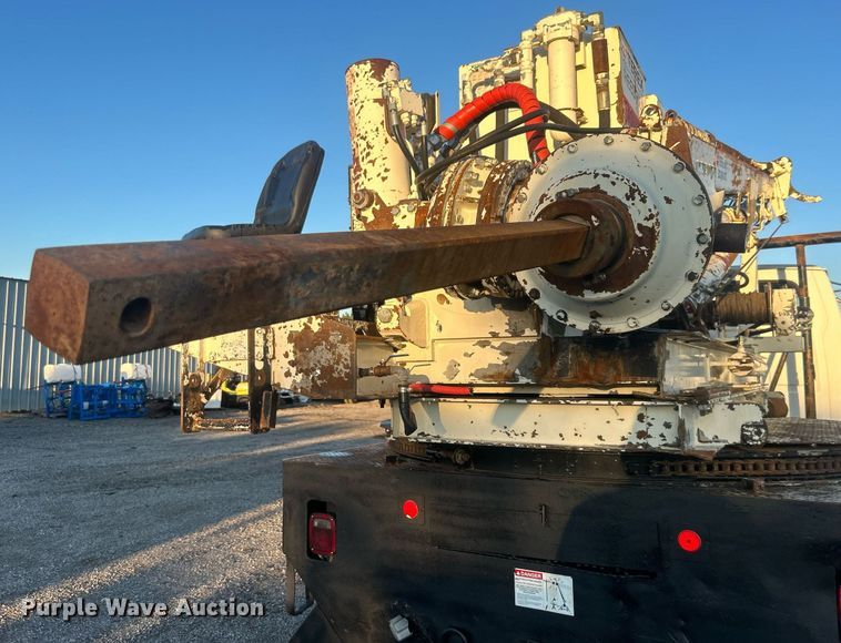 image for item EG1015 2007 Sterling Acterra pressure digger truck