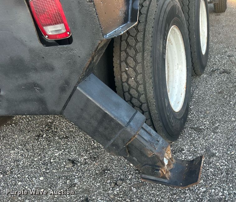 image for item EG1015 2007 Sterling Acterra pressure digger truck