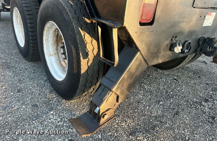 image for item EG1015 2007 Sterling Acterra pressure digger truck