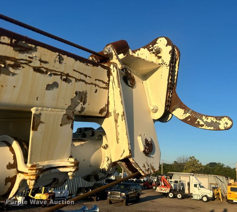 image for item EG1015 2007 Sterling Acterra pressure digger truck