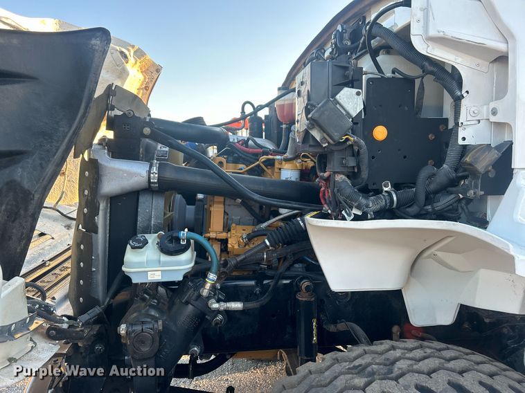 image for item EG1015 2007 Sterling Acterra pressure digger truck