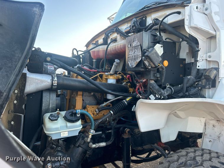 image for item EG1015 2007 Sterling Acterra pressure digger truck