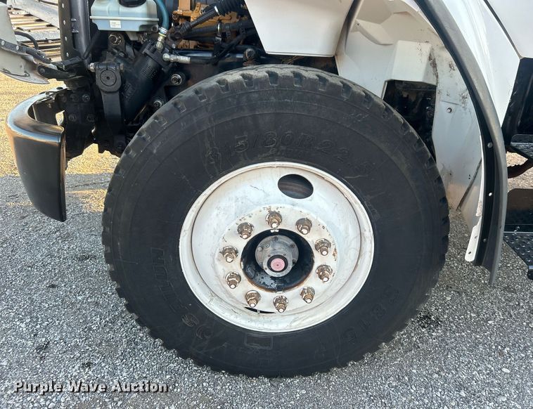 image for item EG1015 2007 Sterling Acterra pressure digger truck