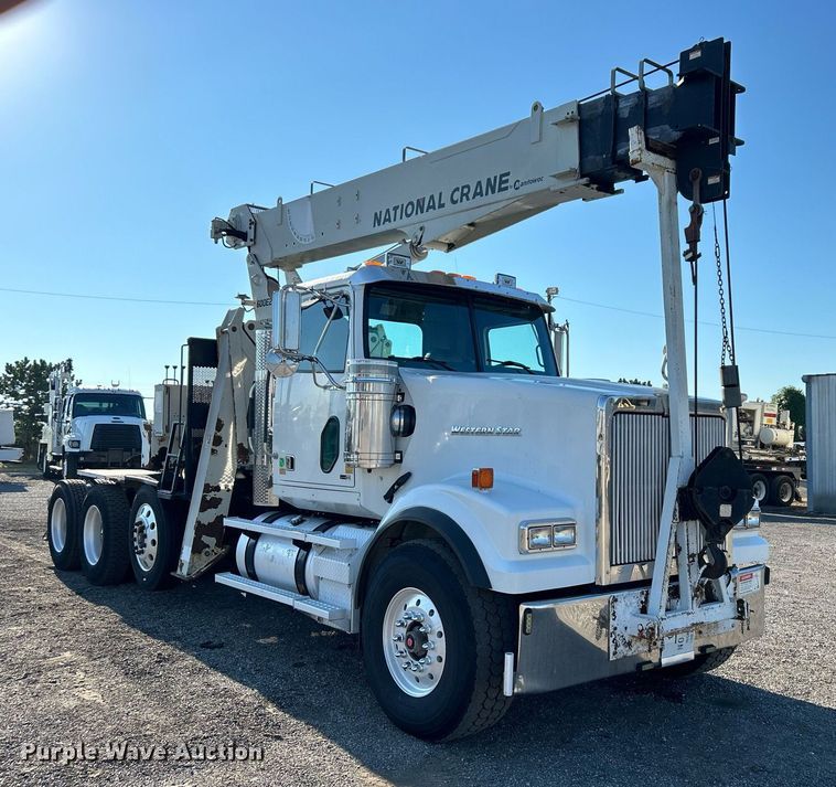 image for item EG1018 2011 Western Star 4900 crane truck