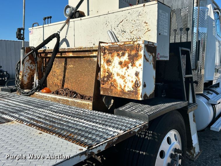 image for item EG1018 2011 Western Star 4900 crane truck