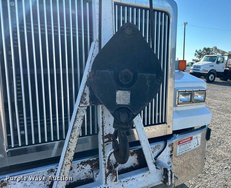 image for item EG1018 2011 Western Star 4900 crane truck