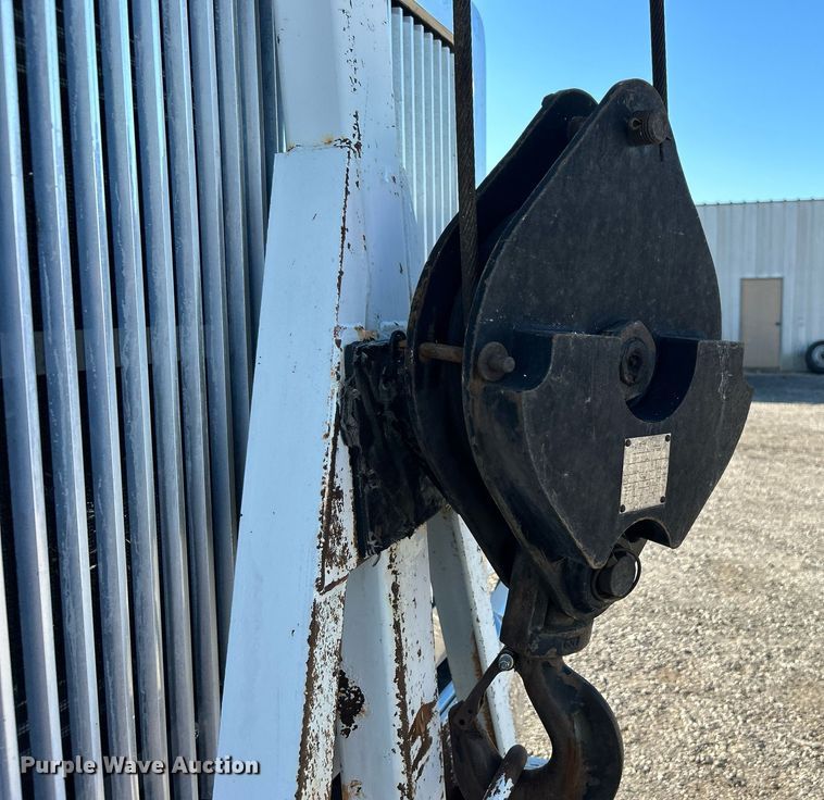 image for item EG1018 2011 Western Star 4900 crane truck