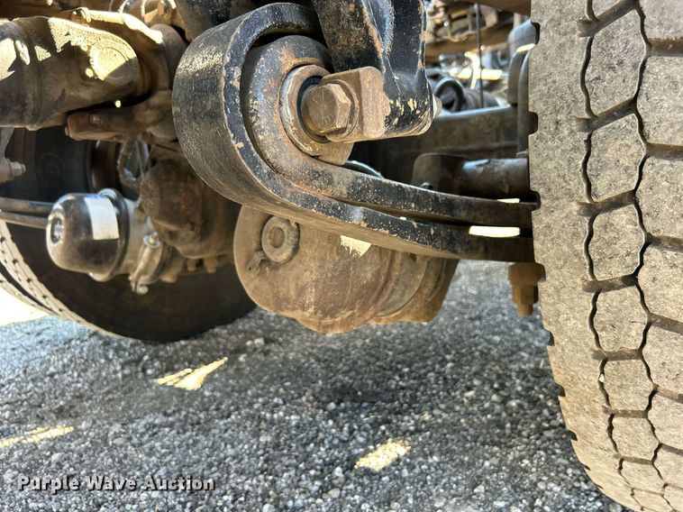 image for item EG1018 2011 Western Star 4900 crane truck