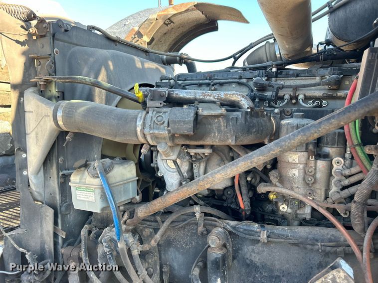 image for item EG1018 2011 Western Star 4900 crane truck