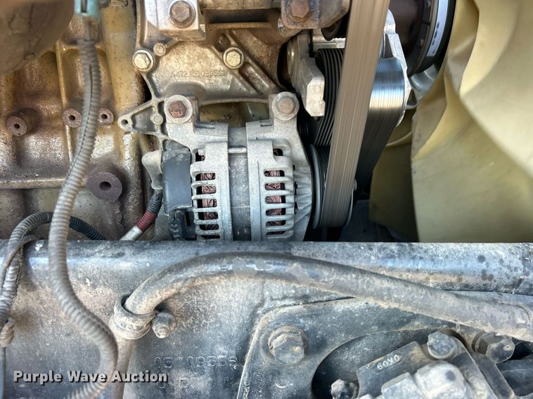 image for item EG1018 2011 Western Star 4900 crane truck