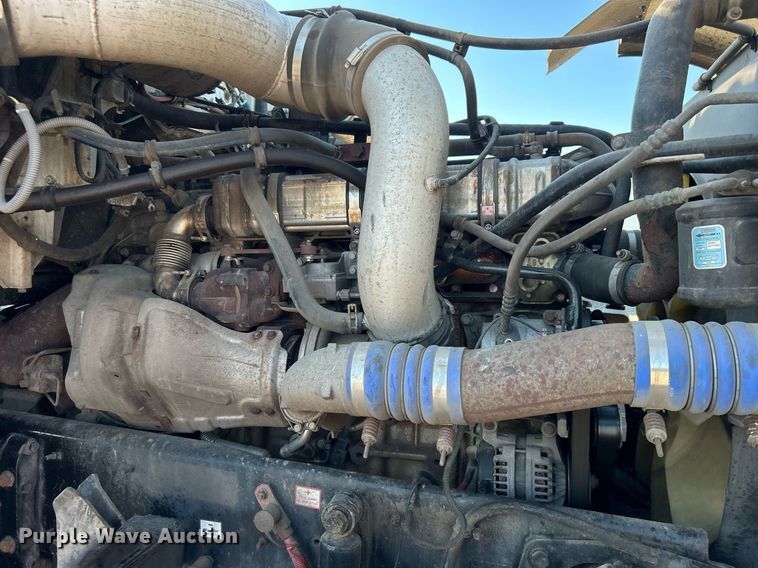 image for item EG1018 2011 Western Star 4900 crane truck