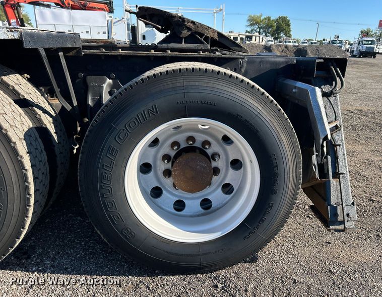 image for item EG1018 2011 Western Star 4900 crane truck