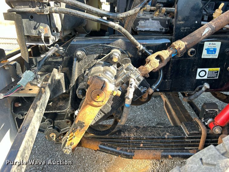 image for item EG1019 2005 Peterbilt  335 crane truck