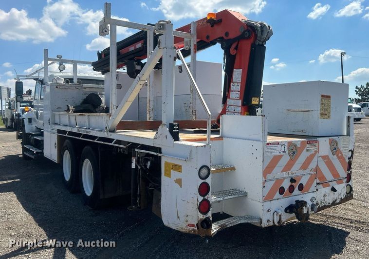 image for item EG1022 2005 International  7509 crane truck