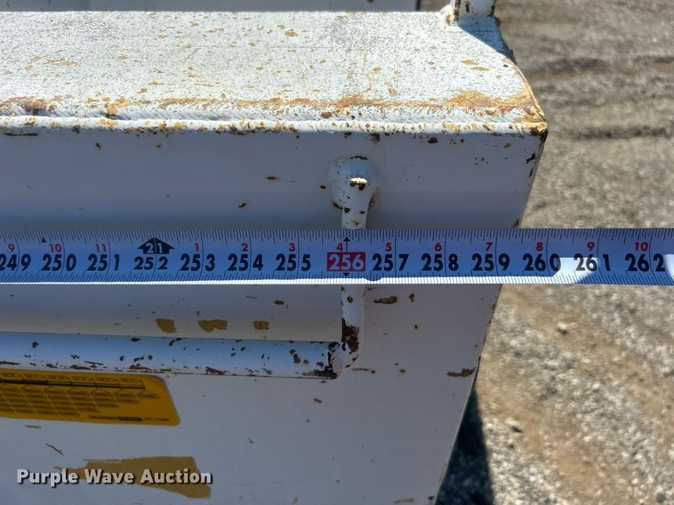 image for item EG1022 2005 International  7509 crane truck