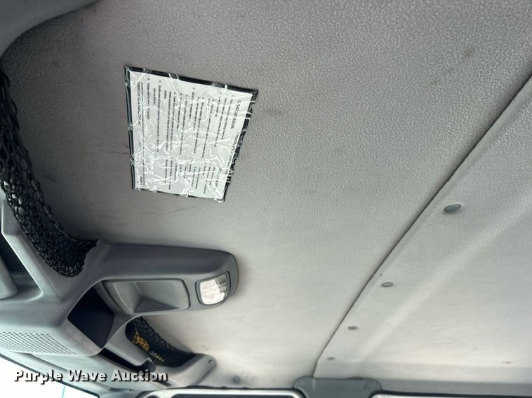 image for item EG1022 2005 International  7509 crane truck