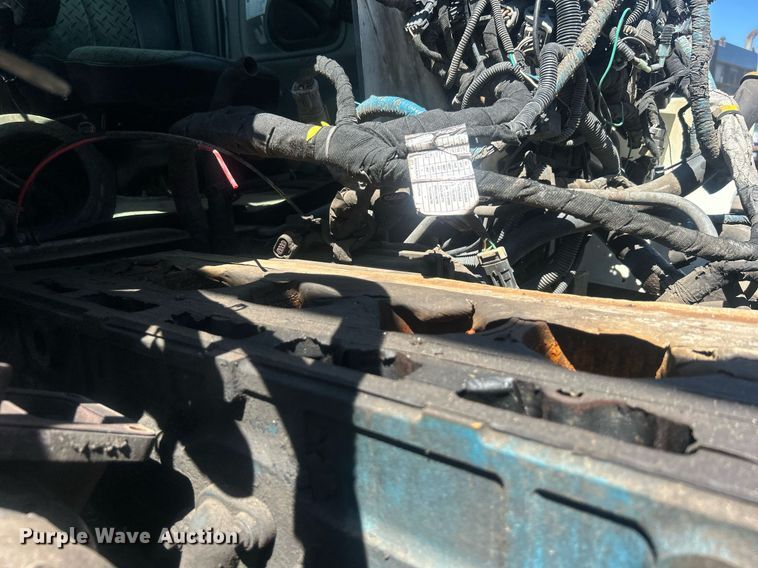 image for item EG1022 2005 International  7509 crane truck