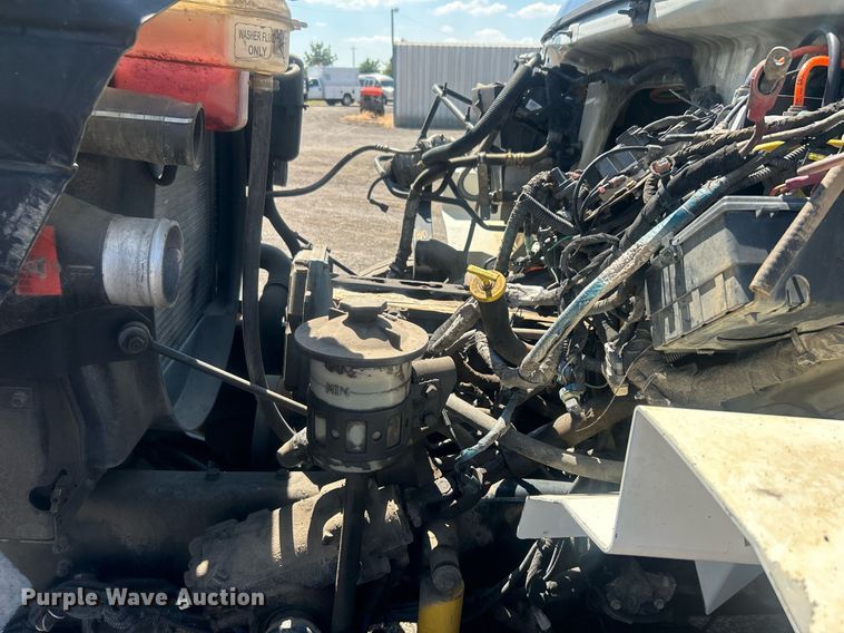 image for item EG1022 2005 International  7509 crane truck