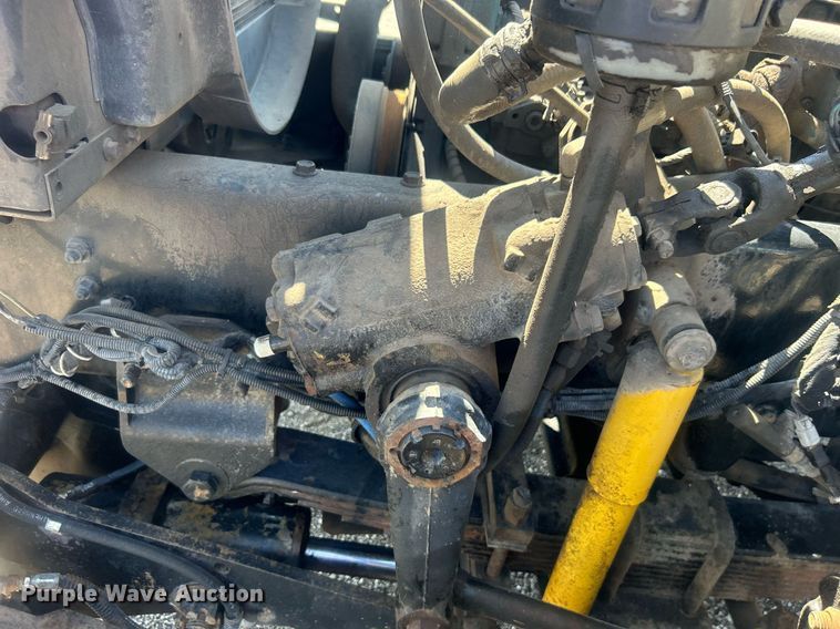 image for item EG1022 2005 International  7509 crane truck