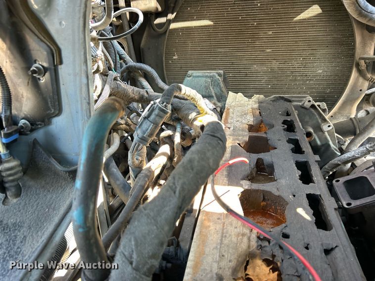 image for item EG1022 2005 International  7509 crane truck