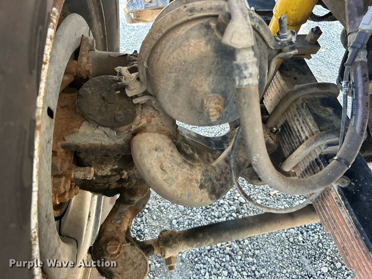 image for item EG1022 2005 International  7509 crane truck