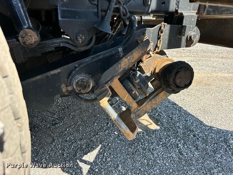 image for item EG1022 2005 International  7509 crane truck