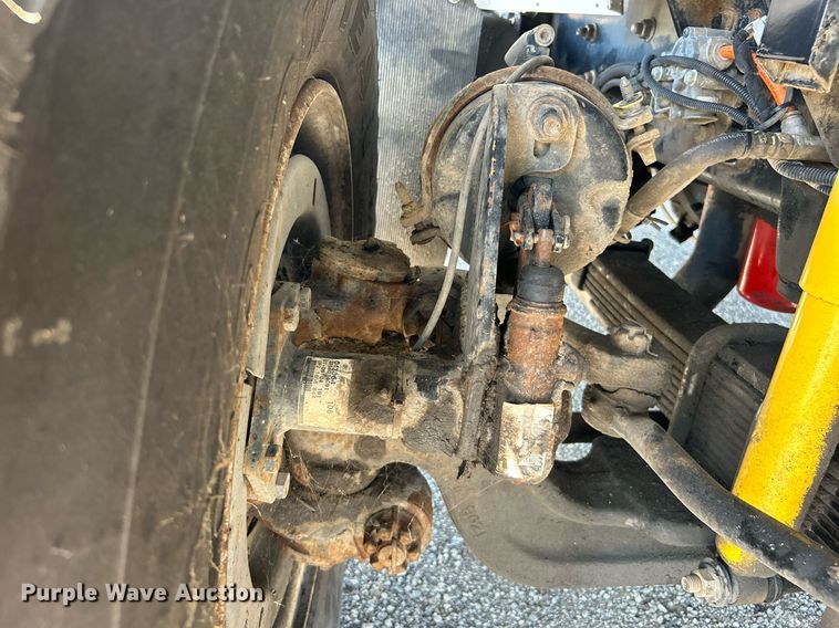 image for item EG1022 2005 International  7509 crane truck