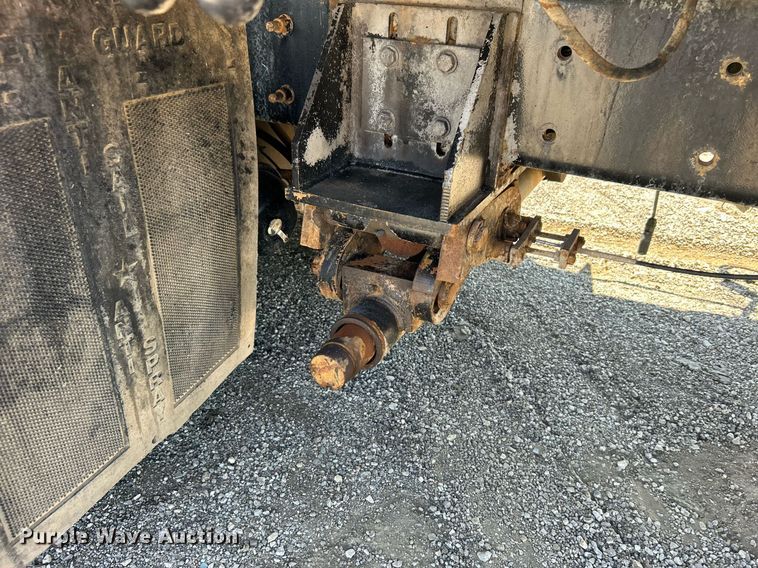 image for item EG1022 2005 International  7509 crane truck