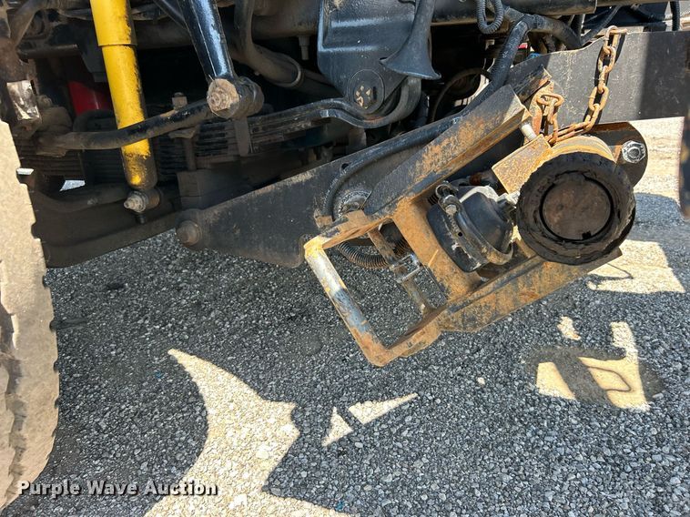 image for item EG1022 2005 International  7509 crane truck