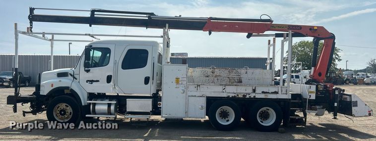 image for item EG1034 2007 Freightliner  Business Class M2 crane truck