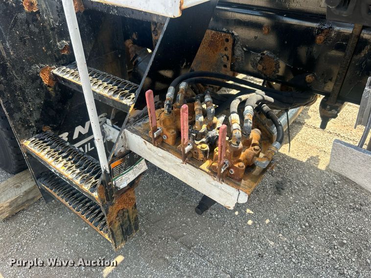 image for item EG1034 2007 Freightliner  Business Class M2 crane truck