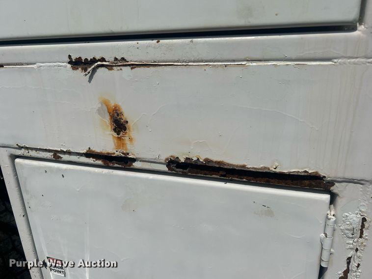 image for item EG1034 2007 Freightliner  Business Class M2 crane truck